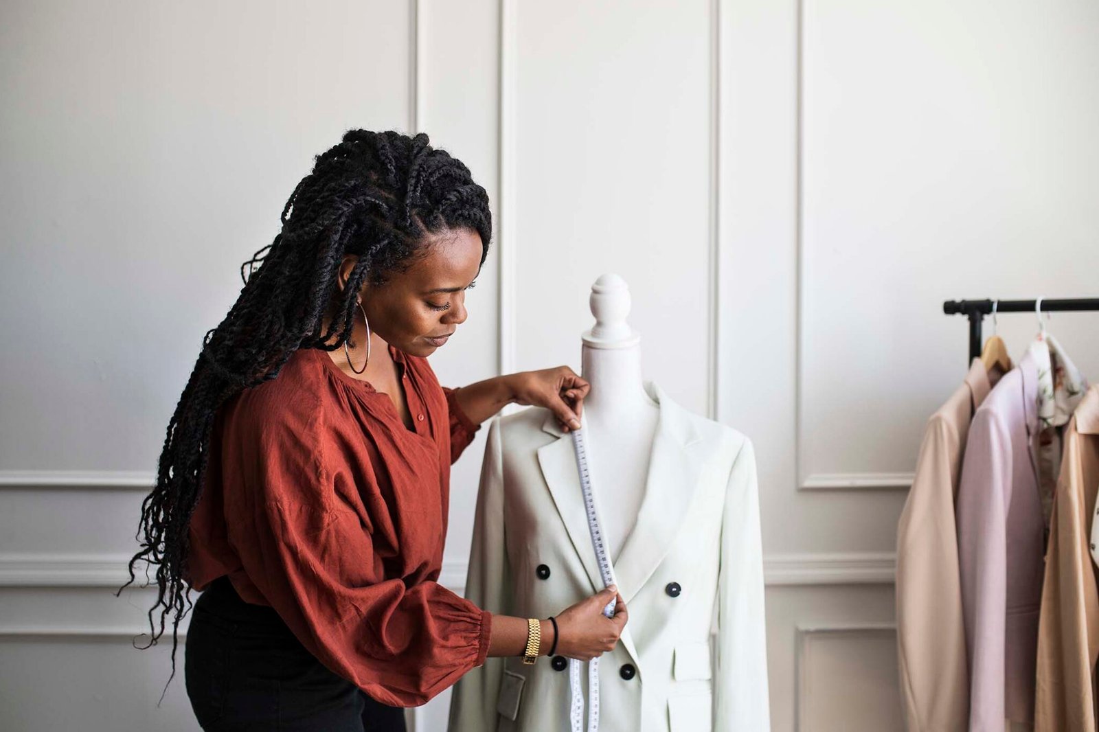 professional fashion designer working QSL3WLJ